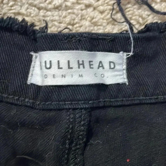 Black distressed Bullhead high rise shorts size 5 - Picture 3 of 5